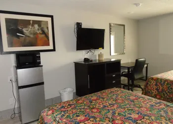 Town House Motel hotel thumbnail 6