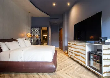 L´Hotel Perla Boutique hotel thumbnail 8