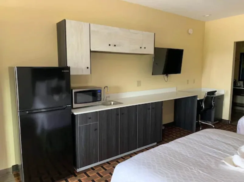 HomeStay Inn & Suites Edinburg hotel detail image 6