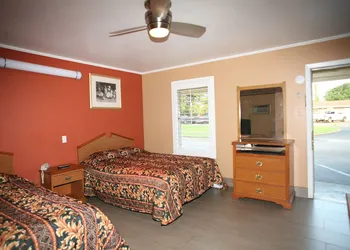 Royal Inn hotel thumbnail 5