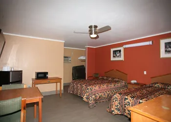 Royal Inn hotel thumbnail 6