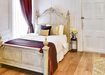 French Quarter Mansion hotel thumbnail 3