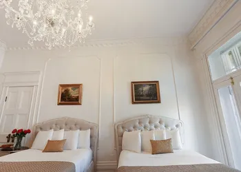 French Quarter Mansion hotel thumbnail 8