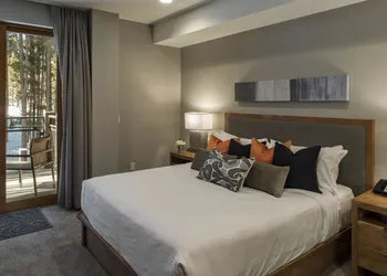The Grand Colorado on Peak 8 hotel thumbnail 3