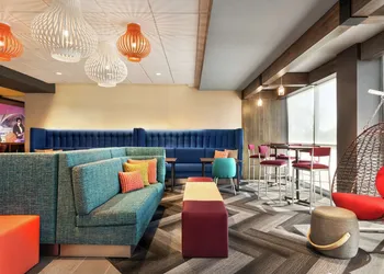 Tru By Hilton Milwaukee Brookfield hotel thumbnail 8