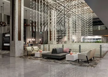 Embassy Suites by Hilton Knoxville Downtown hotel thumbnail 3