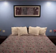 Premier Inn & Suites hotel detail image 4