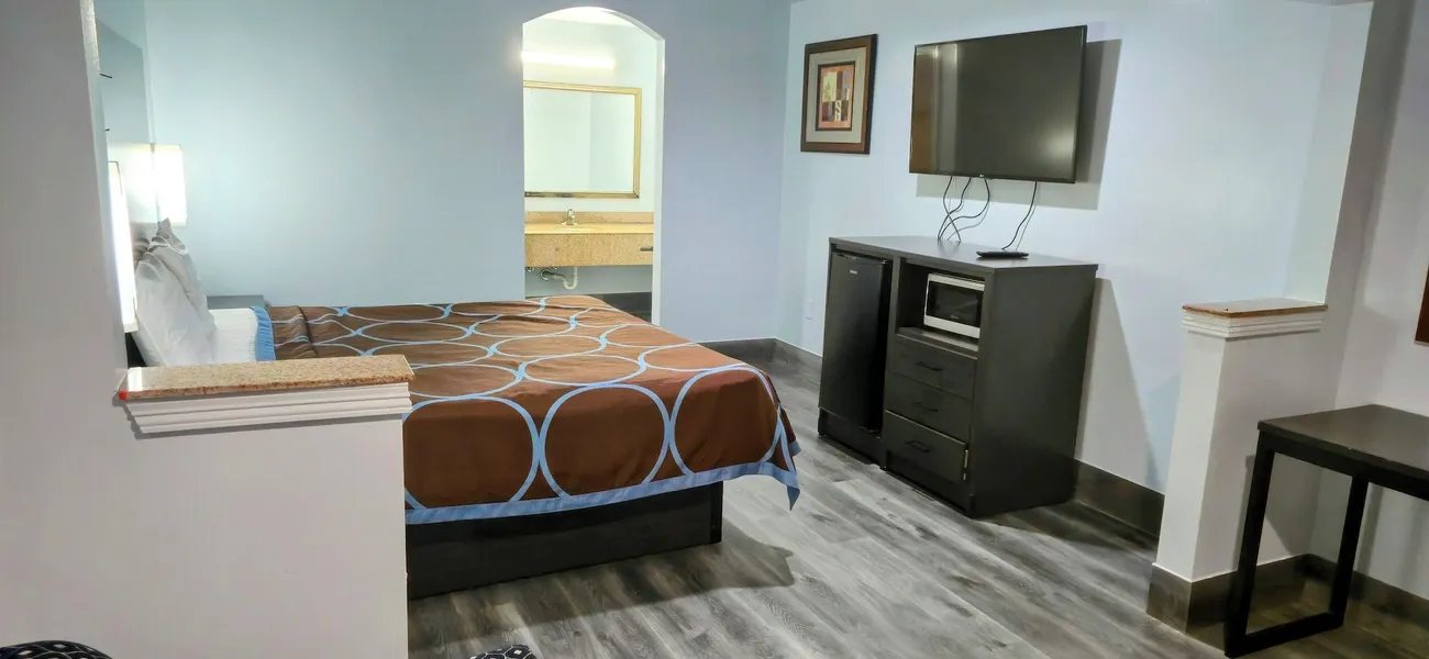 Scottish Inns and Suites East Sam Houston Pkwy hotel detail image 2