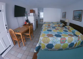 Sea Chest Motel hotel thumbnail 7