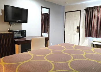 Century Motel hotel thumbnail 6