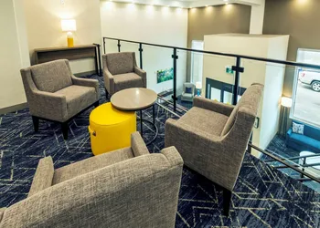 Comfort Inn and Suites hotel thumbnail 5
