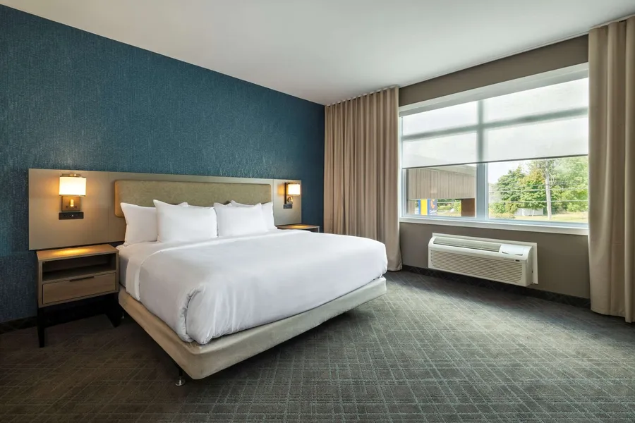 Comfort Inn and Suites hotel detail image 6