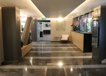 Hotel Embassy hotel thumbnail 6