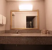Economy Inn hotel detail image 4