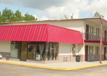 Economy Inn hotel thumbnail 5