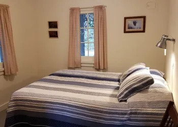 Miners Bay Lodge hotel thumbnail 7