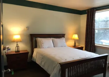 Historic Hotel Bayview hotel thumbnail 2