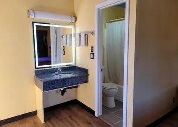 Espana Motel hotel thumbnail 7