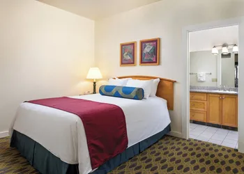 Worldmark Cathedral City hotel thumbnail 2