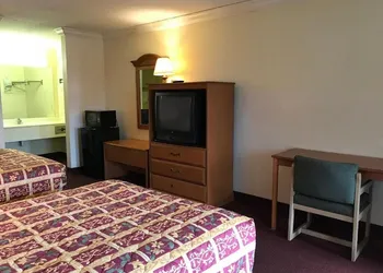 Bayfront Inn hotel thumbnail 6