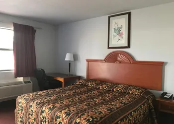Bayfront Inn hotel thumbnail 7