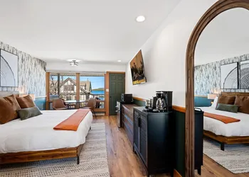 Spruce and Shore Motel hotel thumbnail 8