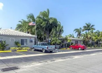 Richard's Motel Extended Stay hotel thumbnail 2