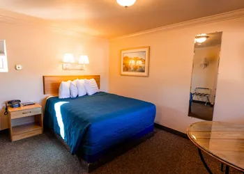 Woodland Motel hotel thumbnail 5