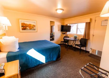 Woodland Motel hotel thumbnail 6