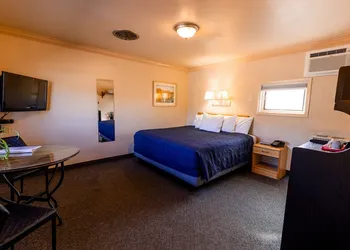 Woodland Motel hotel thumbnail 7
