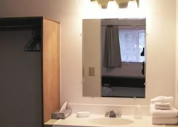 White Moose Lodge hotel thumbnail 3