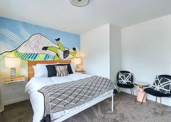 The Kenton Hotel hotel thumbnail 6