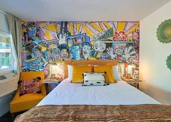 The Kenton Hotel hotel thumbnail 7
