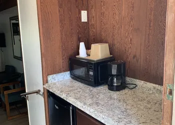 Alta Sierra Village Inn hotel thumbnail 4