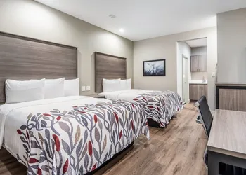 Red Roof Inn Baytown hotel thumbnail 7