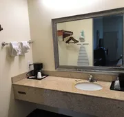 Executive Inn & Suites hotel detail image 3