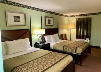 Executive Inn Chester hotel thumbnail 6