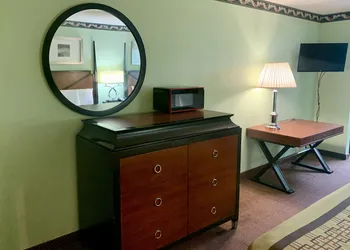 Executive Inn Chester hotel thumbnail 7