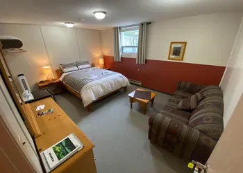 Stewart Mountain Lodge hotel thumbnail 3