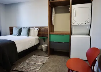 Morel Executive Suites hotel thumbnail 6