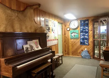 Iceberg Inn hotel thumbnail 2