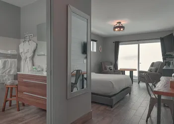 L'étoile du lac Lyster hotel thumbnail 7