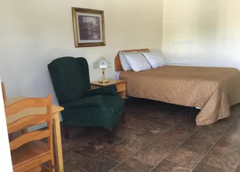 Fort Road Motel hotel thumbnail 7