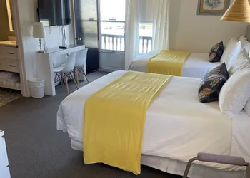 Paradise Inn On The Beach hotel thumbnail 6