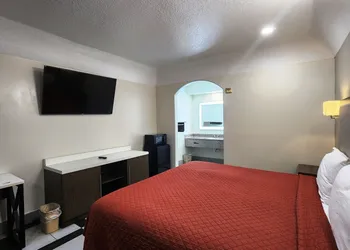 Scottish Inns & Suites Sam Houston Pkwy hotel thumbnail 5