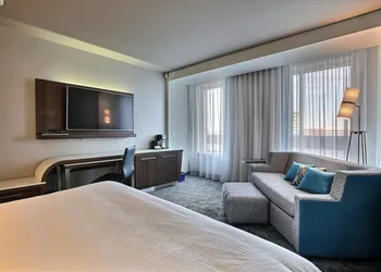 Courtyard by Marriott Montreal Brossard hotel thumbnail 3