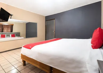 OYO Hotel Real Del Sur, Estadio Chihuahua hotel thumbnail 8