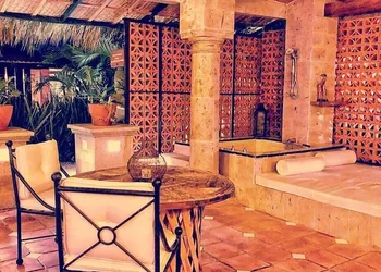 Casa Miura hotel thumbnail 4