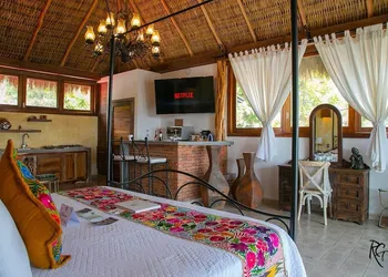 Casa Miura hotel thumbnail 8