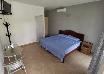 OYO Hotel Cedros & Spa hotel thumbnail 6